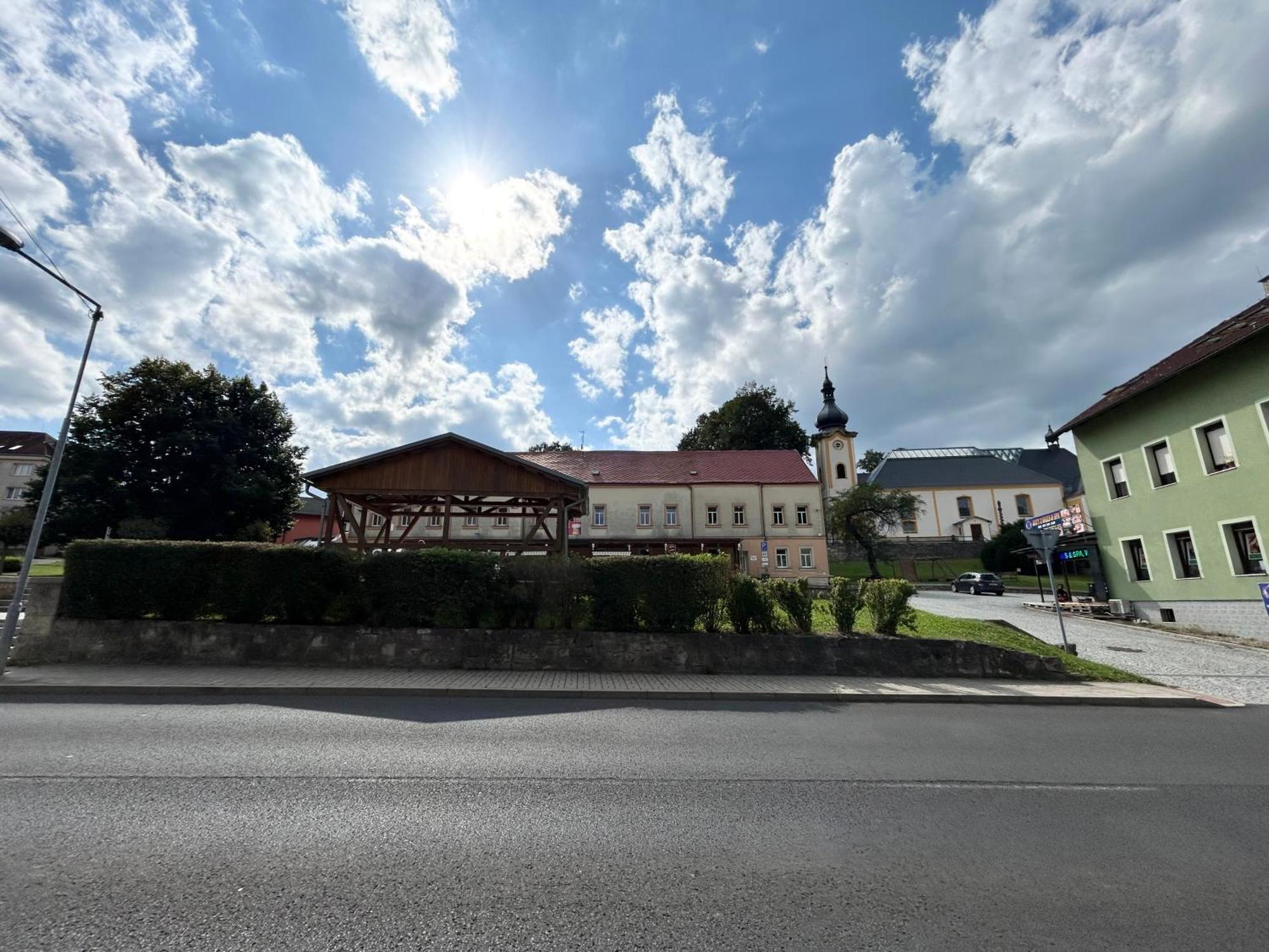 Ubytovani U Kostela Ústí nad Labem Εξωτερικό φωτογραφία