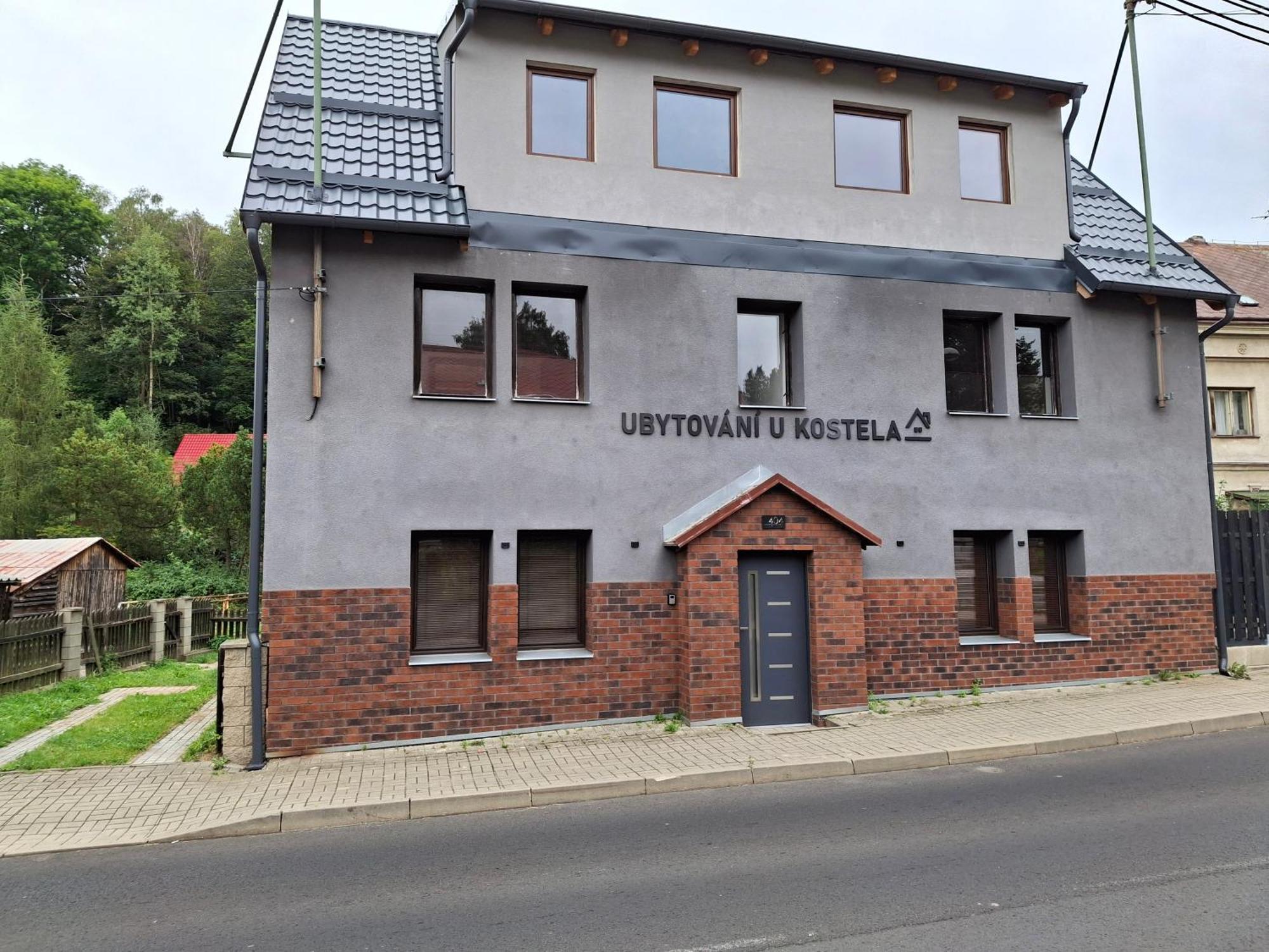 Ubytovani U Kostela Ústí nad Labem Εξωτερικό φωτογραφία